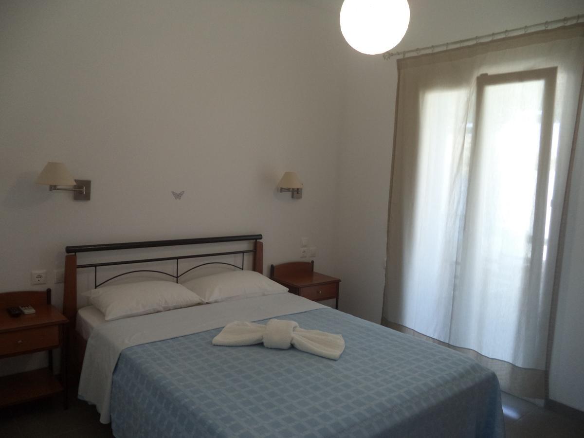 Taxiarchis Studios Agios Georgios  Eksteriør billede